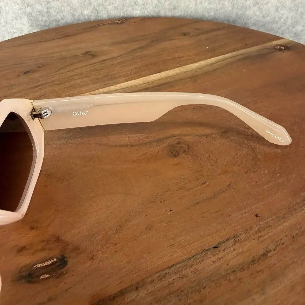 Quay Australia Hyped Up Narrow Hexagon Sunglasses Pink Nude Perfect Condition - Picture 4 of 7